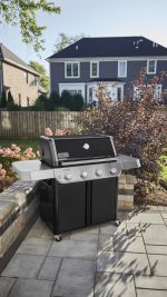 Genesis E-415 Gas Grill - Image 4