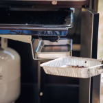 Genesis E-435  Gas Grill - Image 4