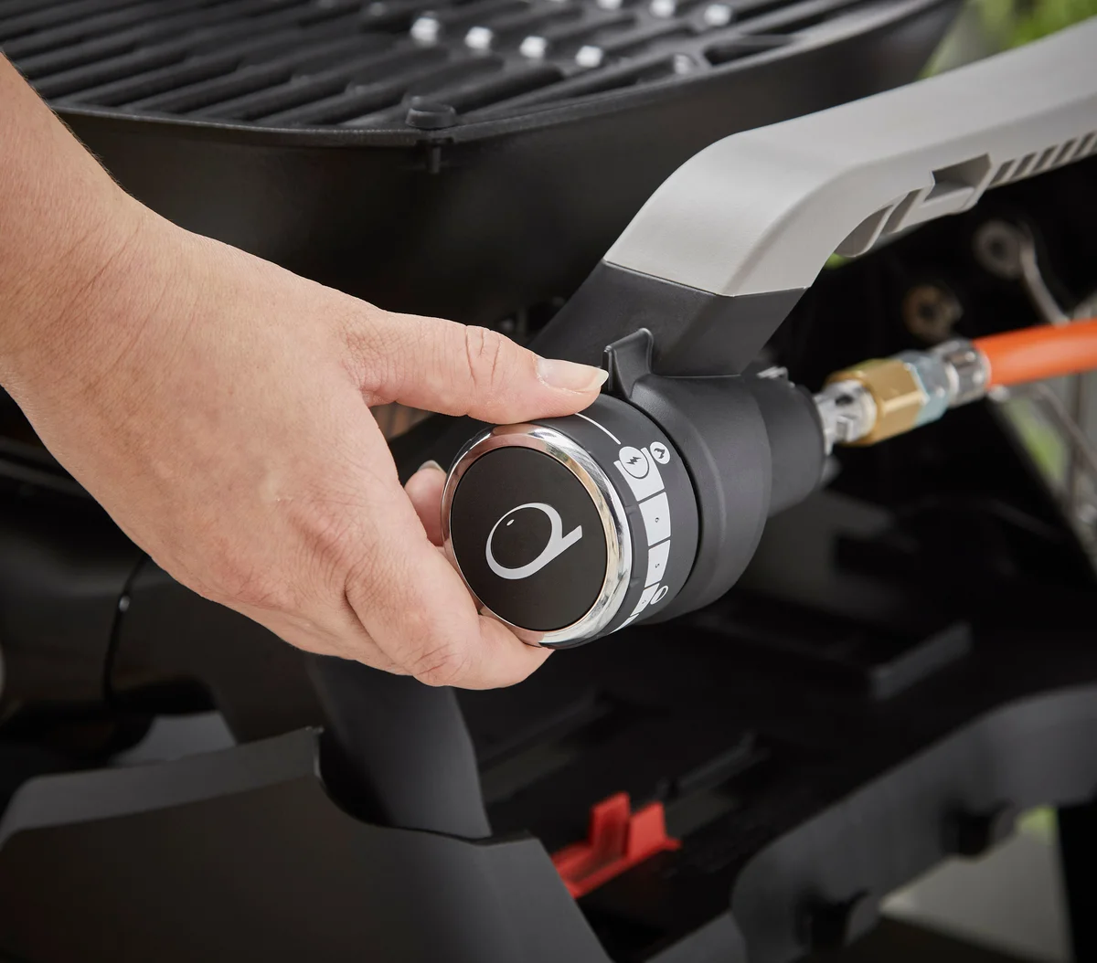 Weber Q1200N Gas Grill - Image 4