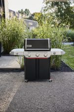 Genesis E-335 Gas Grill - Image 5