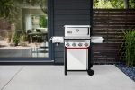 Spirit S-435 Gas Grill - Image 4